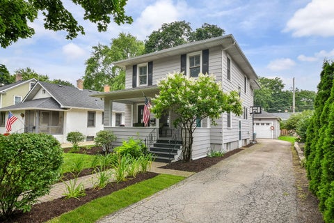 Photo of 118 Logan Avenue, Geneva, IL 60134 (MLS # 12722138)