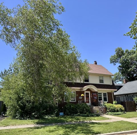 Tiny photo for 407 4th Avenue, Ottawa, IL 61350 (MLS # 12366664)