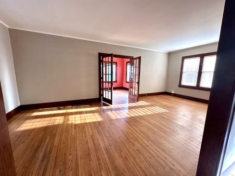 Tiny photo for 407 4th Avenue, Ottawa, IL 61350 (MLS # 12366664)