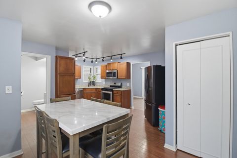 Tiny photo for 421 Farmbrook Court, Romeoville, IL 60446 (MLS # 12585305)