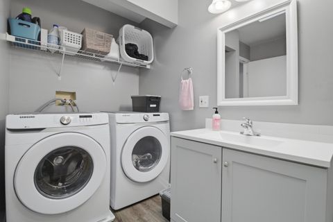 Tiny photo for 421 Farmbrook Court, Romeoville, IL 60446 (MLS # 12585305)