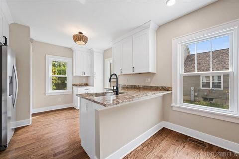 Tiny photo for 609 Mckinley Avenue, Geneva, IL 60134 (MLS # 12475363)