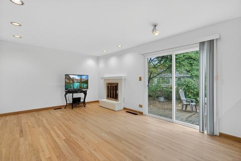 Tiny photo for 1265 Devonshire Road, Buffalo Grove, IL 60089 (MLS # 12492247)