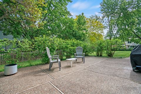 Tiny photo for 1265 Devonshire Road, Buffalo Grove, IL 60089 (MLS # 12492247)