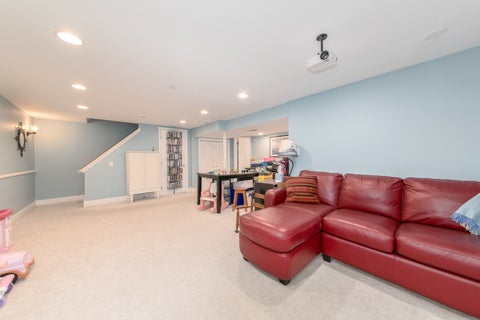 Tiny photo for 2005 E Cayuga Lane, Mount Prospect, IL 60056 (MLS # 12673248)