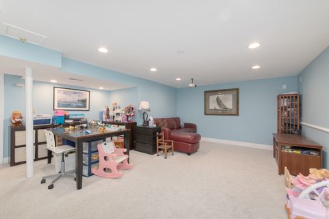 Tiny photo for 2005 E Cayuga Lane, Mount Prospect, IL 60056 (MLS # 12673248)
