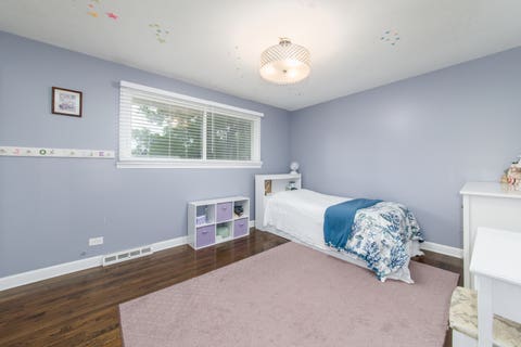 Tiny photo for 2005 E Cayuga Lane, Mount Prospect, IL 60056 (MLS # 12673248)