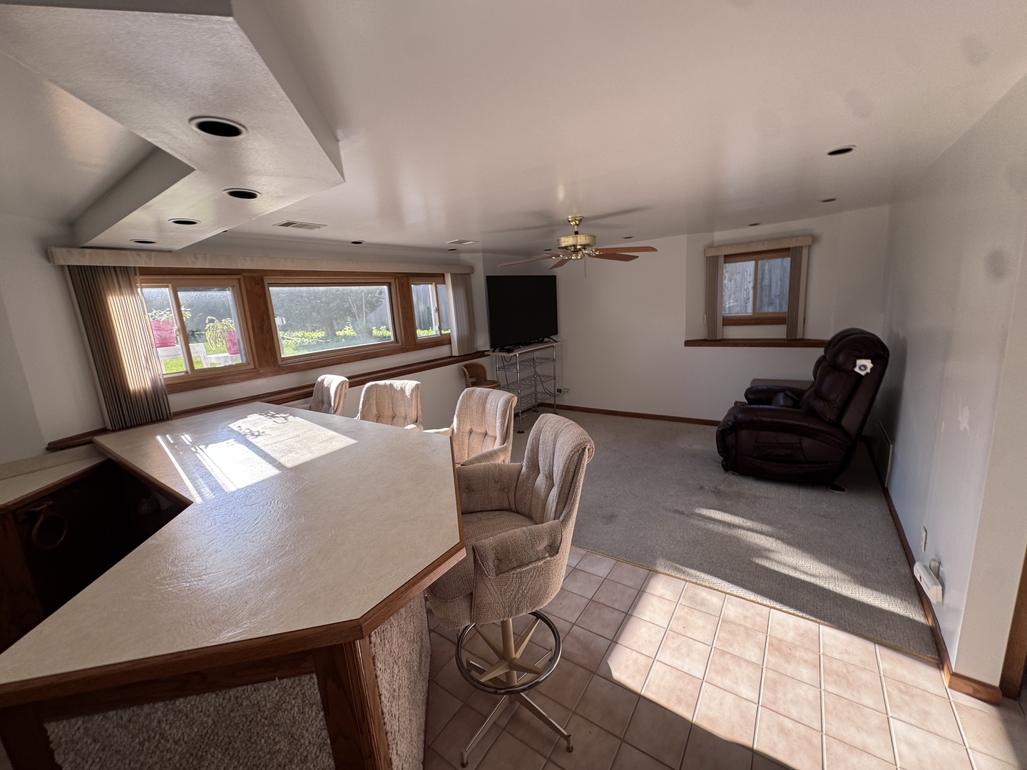 604 N Wilshire Drive