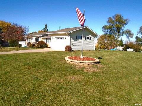 Tiny photo for 702 HIGH Street, Dixon, IA 52745 (MLS # QC4269121)