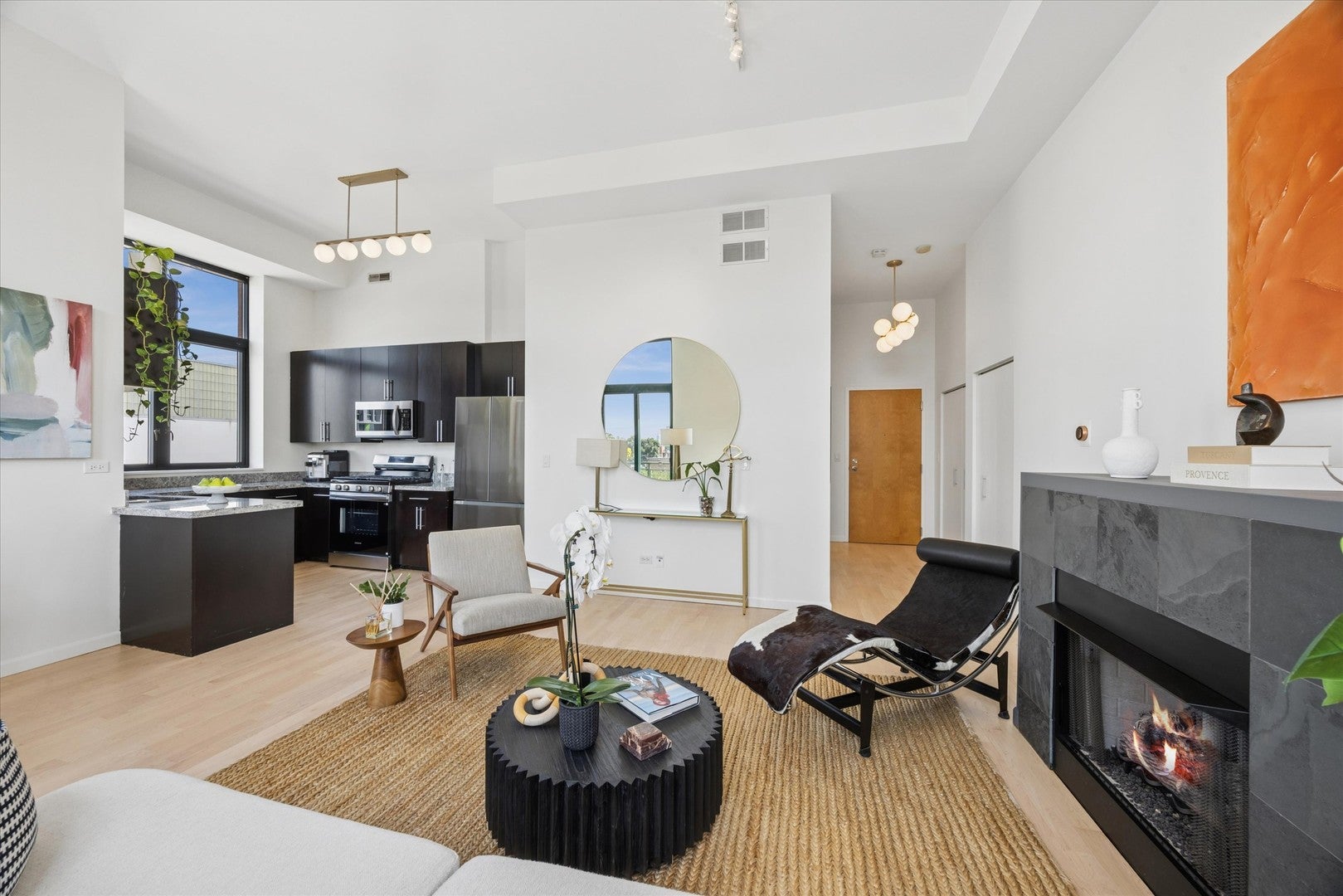3631 N Halsted Street 413