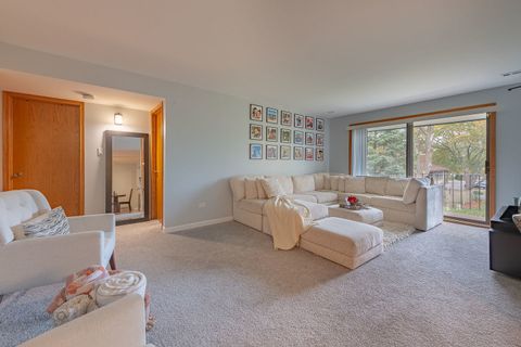 Tiny photo for 11015 S 84th Avenue #3C, Palos Hills, IL 60465 (MLS # 12514347)