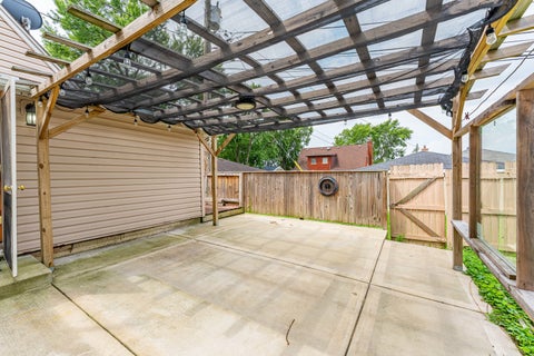 Tiny photo for 8728 S Rockwell Avenue, Evergreen Park, IL 60805 (MLS # 12743780)