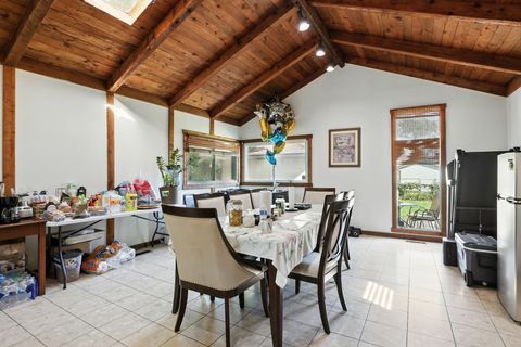 Tiny photo for 3814 W Sherwin Avenue, Lincolnwood, IL 60712 (MLS # 12402131)