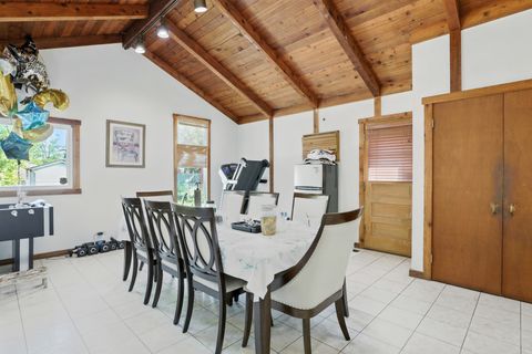 Tiny photo for 3814 W Sherwin Avenue, Lincolnwood, IL 60712 (MLS # 12402131)