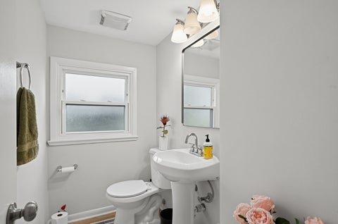 Tiny photo for 5700 Grange Avenue, Oak Forest, IL 60452 (MLS # 12797616)