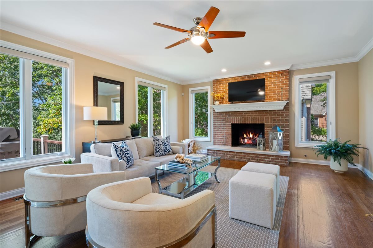 1010 Oakland Drive