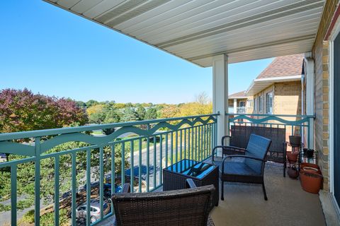 Tiny photo for 740 Creekside Drive #510, Mount Prospect, IL 60056 (MLS # 12526006)