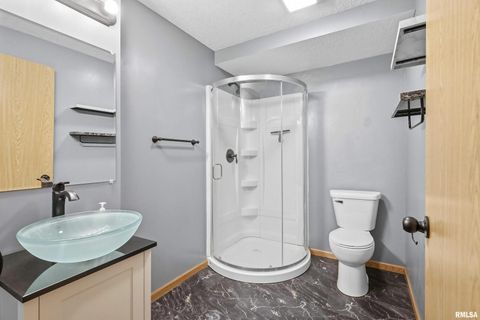 Tiny photo for 1570 Savannah Circle #C3, Davenport, IA 52807 (MLS # QC4269330)