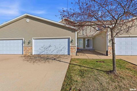 Photo of 1570 Savannah Circle #C3, Davenport, IA 52807 (MLS # QC4269330)