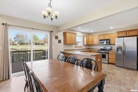 Tiny photo for 1570 Savannah Circle #C3, Davenport, IA 52807 (MLS # QC4269330)