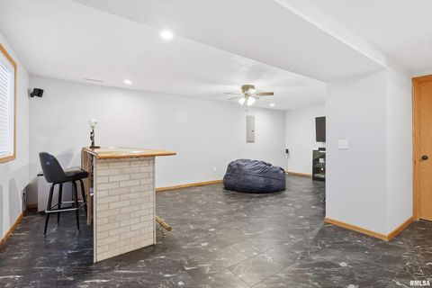 Tiny photo for 1570 Savannah Circle #C3, Davenport, IA 52807 (MLS # QC4269330)