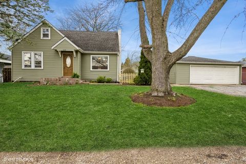 1418 Barberry Lane Round Lake Beach IL 60073
