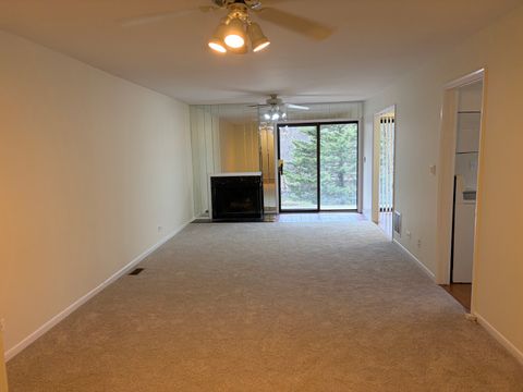 Tiny photo for 1S055 Spring Road #1C, Oakbrook Terrace, IL 60181 (MLS # 12591552)