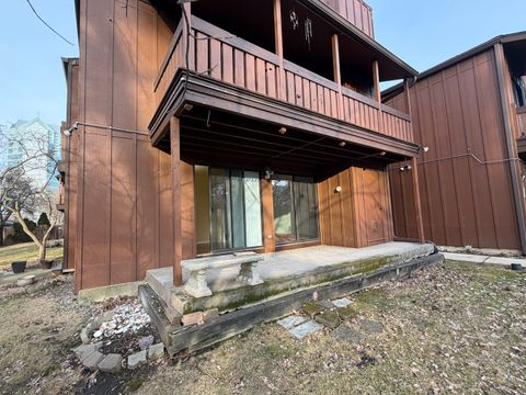 Tiny photo for 1S055 Spring Road #1C, Oakbrook Terrace, IL 60181 (MLS # 12591552)