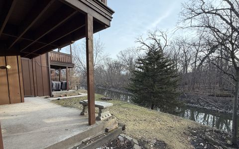 Tiny photo for 1S055 Spring Road #1C, Oakbrook Terrace, IL 60181 (MLS # 12591552)