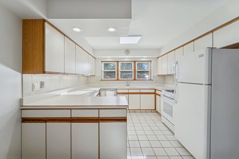 Tiny photo for 6800 N Overhill Avenue #1A, Chicago, IL 60631 (MLS # 12486585)
