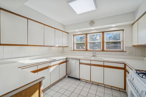 Tiny photo for 6800 N Overhill Avenue #1A, Chicago, IL 60631 (MLS # 12486585)
