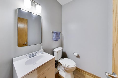 Tiny photo for 14106 Glenwood Court, Libertyville, IL 60048 (MLS # 12723059)