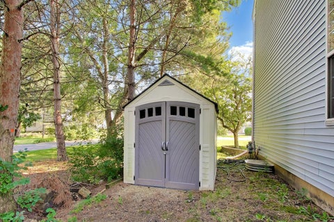 Tiny photo for 14106 Glenwood Court, Libertyville, IL 60048 (MLS # 12723059)