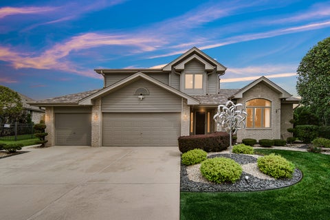 Tiny photo for 8544 Meadows Edge Trail, Tinley Park, IL 60487 (MLS # 12753246)