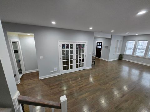 Tiny photo for 7716 S Paxton Avenue, Chicago, IL 60649 (MLS # 12527535)