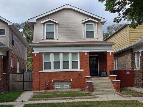 7716 S Paxton Avenue Chicago IL 60649