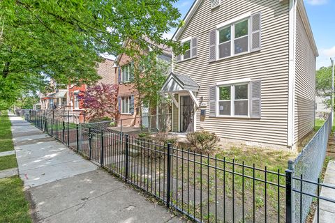 Tiny photo for 1835 S Ridgeway Avenue, Chicago, IL 60623 (MLS # 12666563)