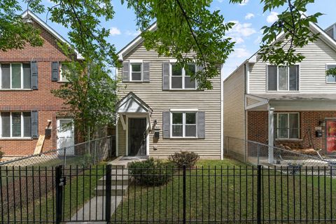 Photo of 1835 S Ridgeway Avenue, Chicago, IL 60623 (MLS # 12666563)