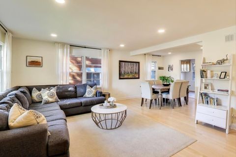 Tiny photo for 3131 Central Street, Evanston, IL 60201 (MLS # 12504767)