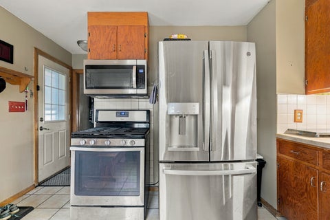 Tiny photo for 1900 29th Street, Moline, IL 61265 (MLS # 12764737)