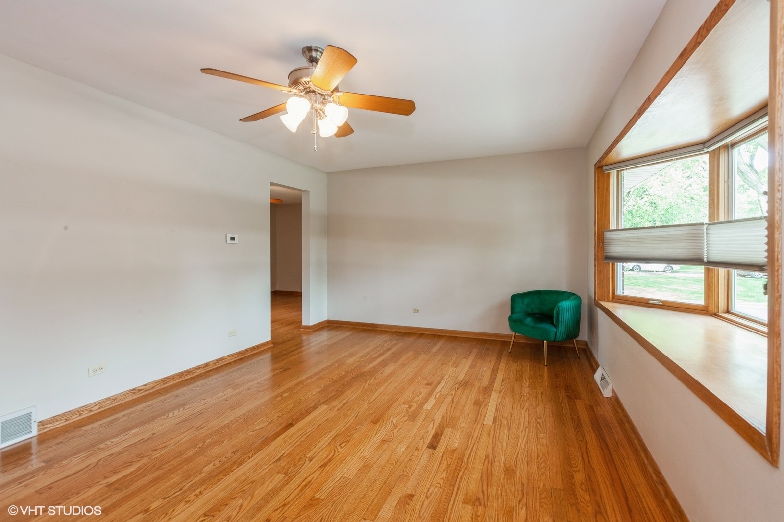 25W251 Highview Drive