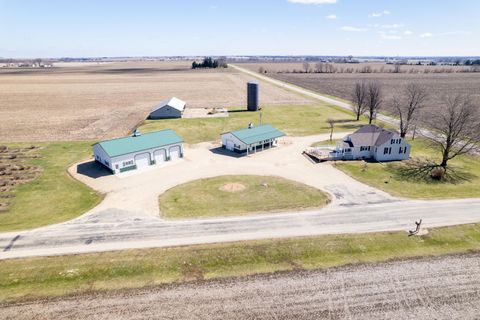 Photo of 3405 S White Rock Road, Rochelle, IL 61068 (MLS # 12605202)