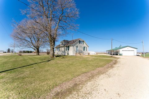 Tiny photo for 3405 S White Rock Road, Rochelle, IL 61068 (MLS # 12605202)