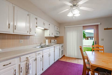 Tiny photo for 103 S Towanda Avenue #4, Normal, IL 61761 (MLS # 12720918)
