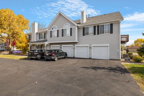 A home in South Elgin