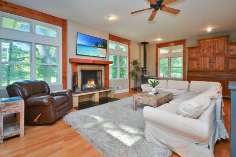 Tiny photo for 9159 N 1900 East Road E, Bloomington, IL 61705 (MLS # 12698680)
