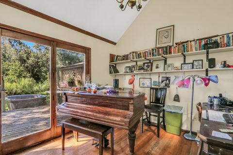 Tiny photo for 3947 Blackstone Avenue, Gurnee, IL 60031 (MLS # 12605646)