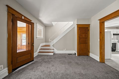 Tiny photo for 108 W Central Park Avenue, Davenport, IA 52803 (MLS # 12676961)