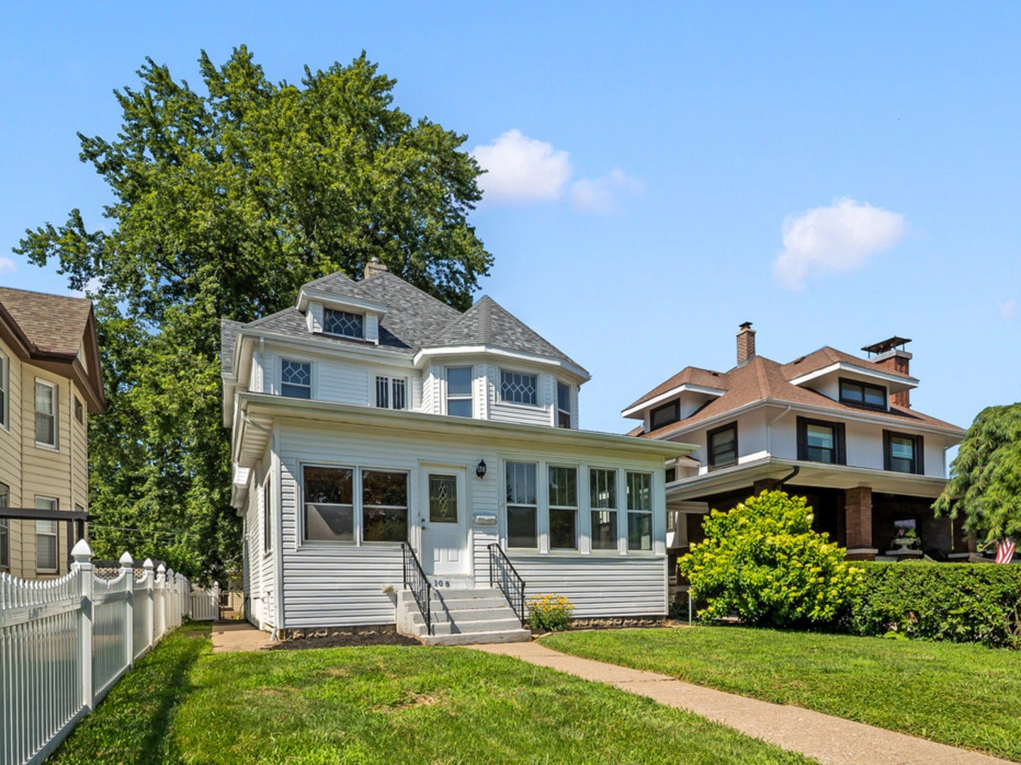 108 W Central Park Avenue