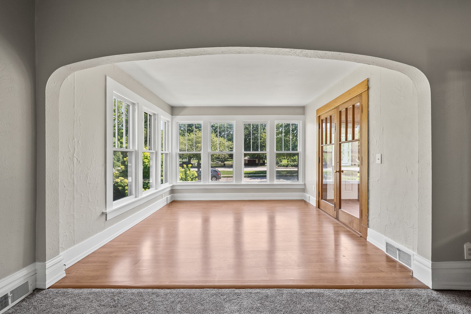 108 W Central Park Avenue